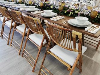 Imagen: Silla bambu con mesa rustika