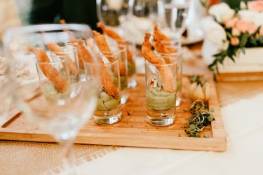 Imagen: Crujientes de langostinos con guacamole