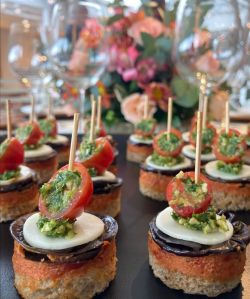 Imagen: Canapés de la casa