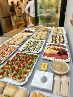 Imagen: Catering pica pica empresa