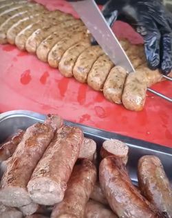 Imagen: Unas deliciosas butifarras y chorizos
