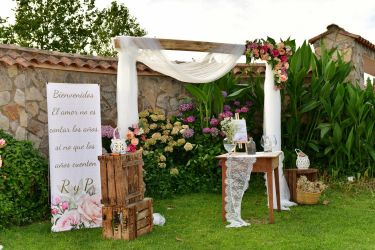 Imagen: Altar boda exterior