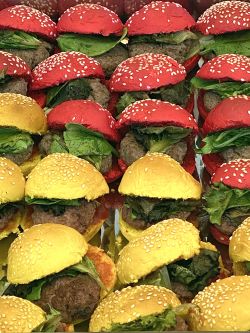 Imagen: Mini hamburguesas rainbow