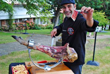 Imagen: Bodas con cortador de jamon