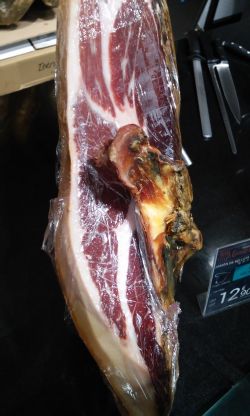 Imagen: Corte de piezas iberico bellota