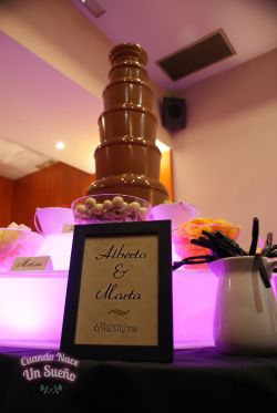 Imagen: Fuente de chocolate 80personas