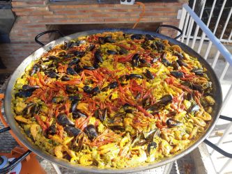 Imagen: PAELLA MIXTA PARA 40 PERSONAS