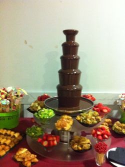 Imagen: Mesas dulces y fuentes de chocolate
