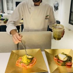Imagen: Burrata con tomate