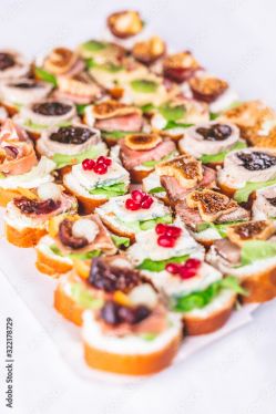 Imagen: Canapés de quesos y pates