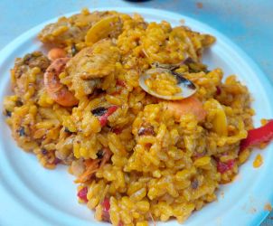 Imagen: Plato de paella eventos