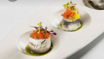 Imagen: Milhojas de sardina marinada con salmon